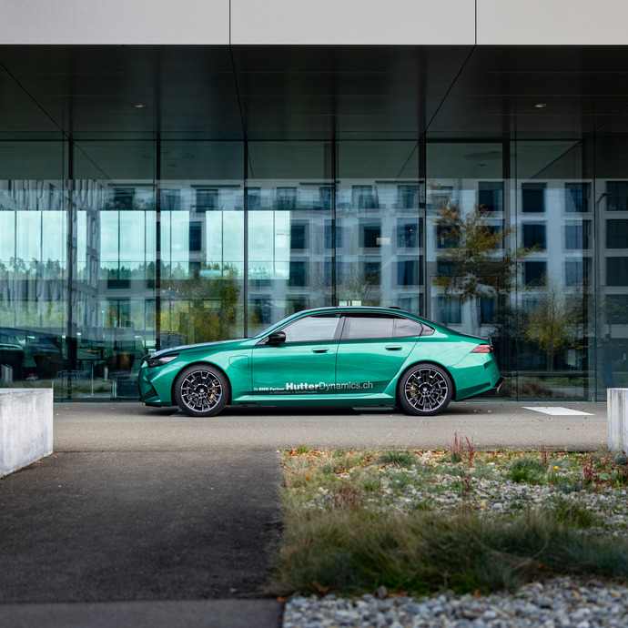 BMW M5 grün